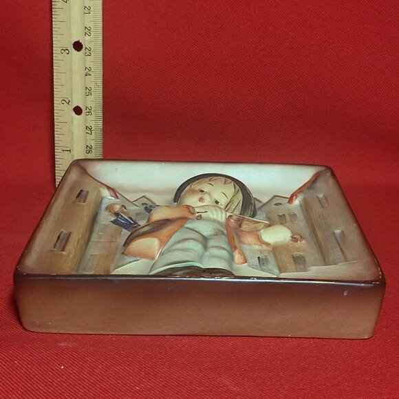 Vintage Wille Goebel Little Fiddler Wall Plaque Hanging Decor - Picture 9 of 11